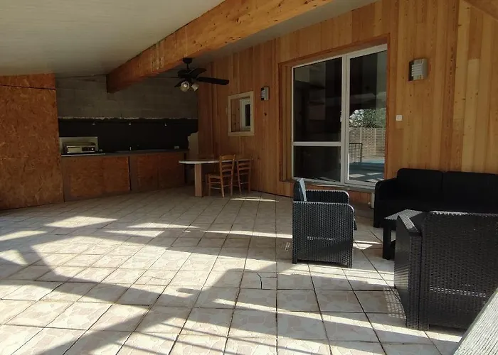 Du Pre Forestier Chalé *